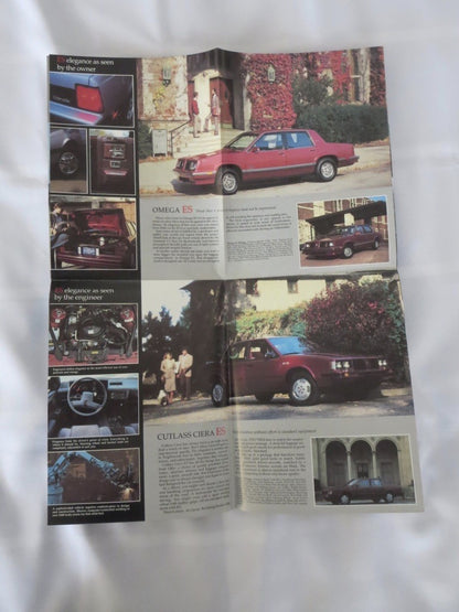 1983 Oldsmobile ES Sales Brochure Catalog Omega Cutlass Ciera Firenza