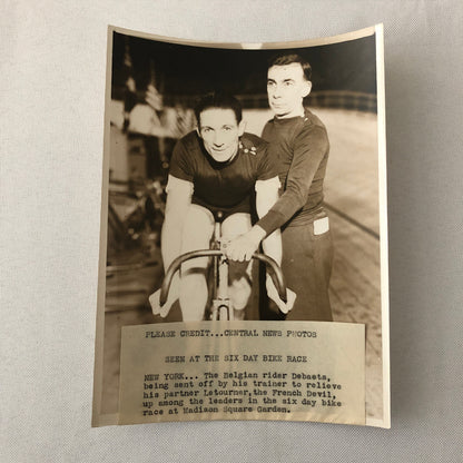 Press Photo Photograph Bicycle Racing Madison Square Gardens Bike Race