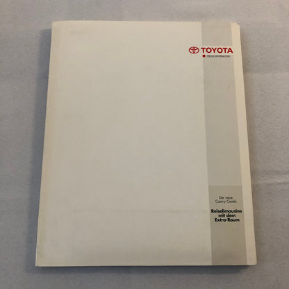 Toyota Camry Combi Station Wagon Press Kit with Photos 1992 1993
