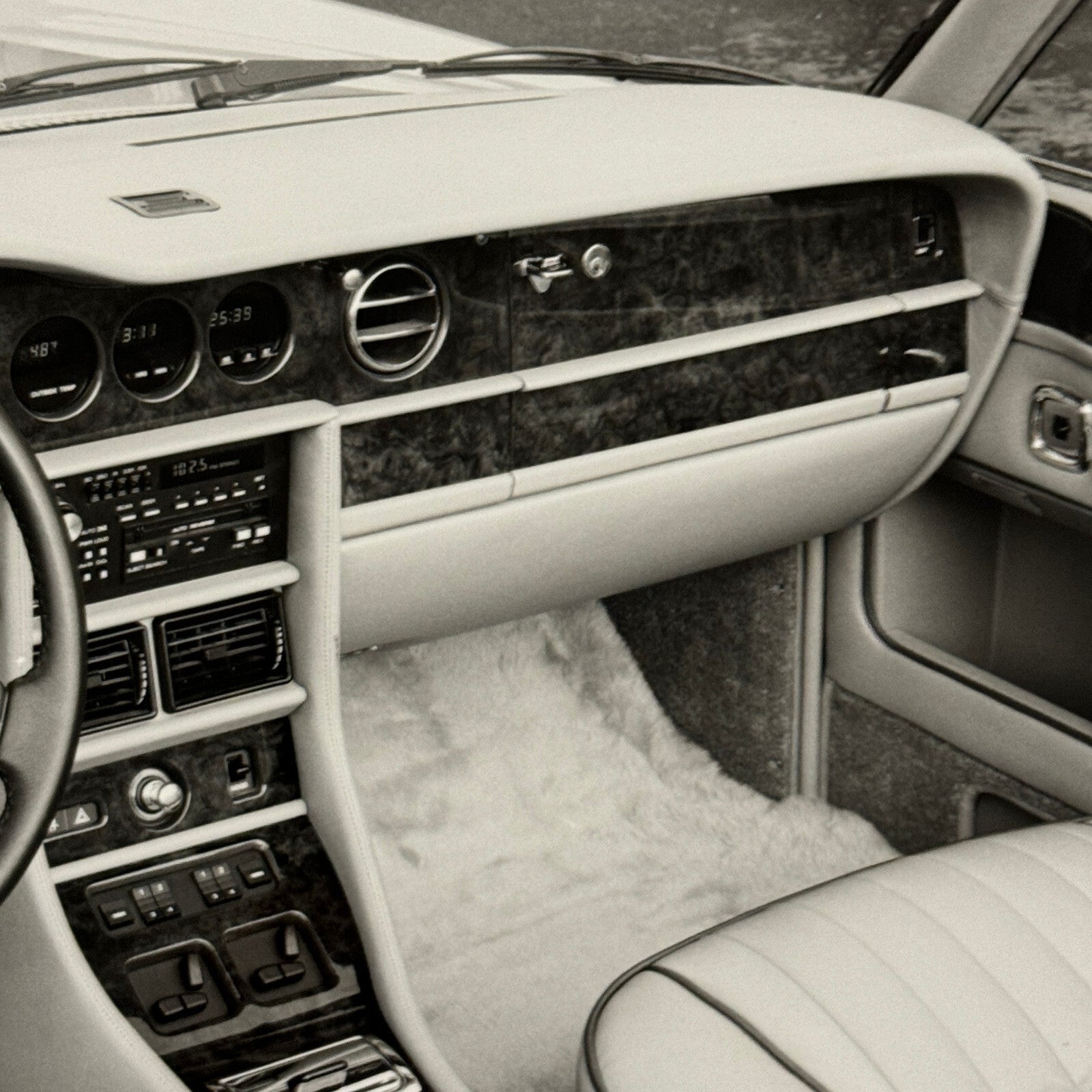 Rolls Royce Corniche II Interior Car Factory Press Photo Photograph