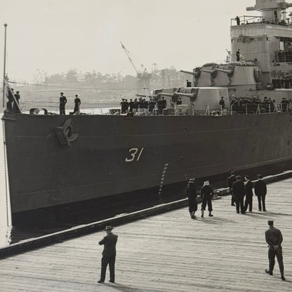 Royal Canadian Military Ship HMCS Quebec Press Photo Photograph 1952 Boat