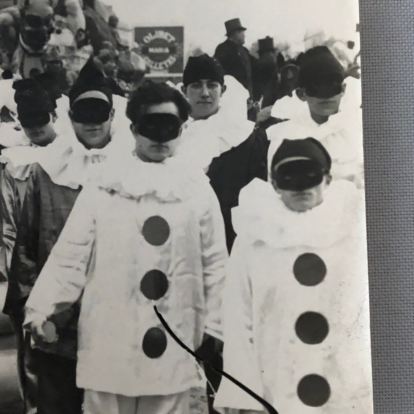 Vintage Press Photo Photograph Madrid Spain Carnival Costumes 1932