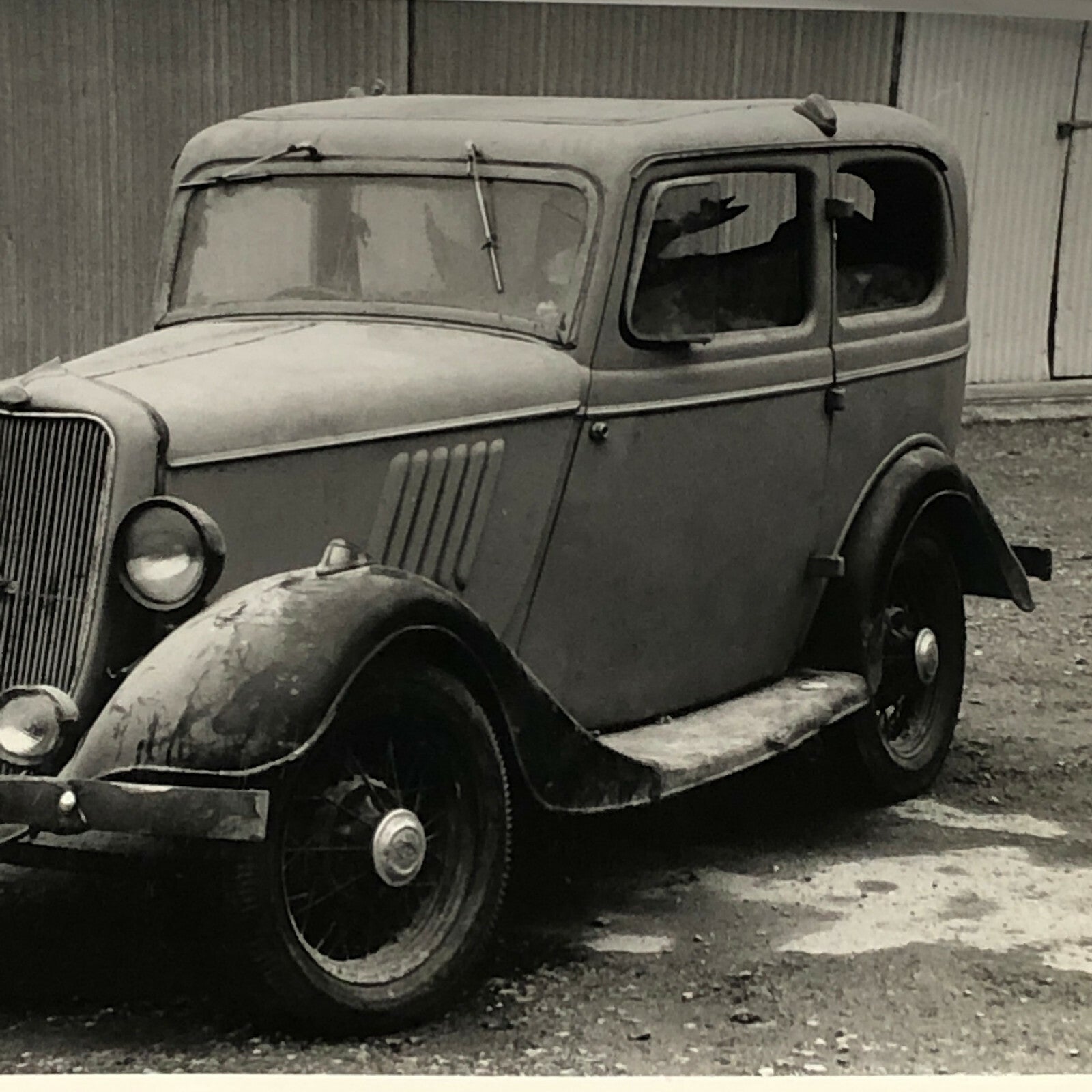 Vintage 1933 Ford Model Y Tudor Saloon Car Photo Photograph Print Barn Find 
