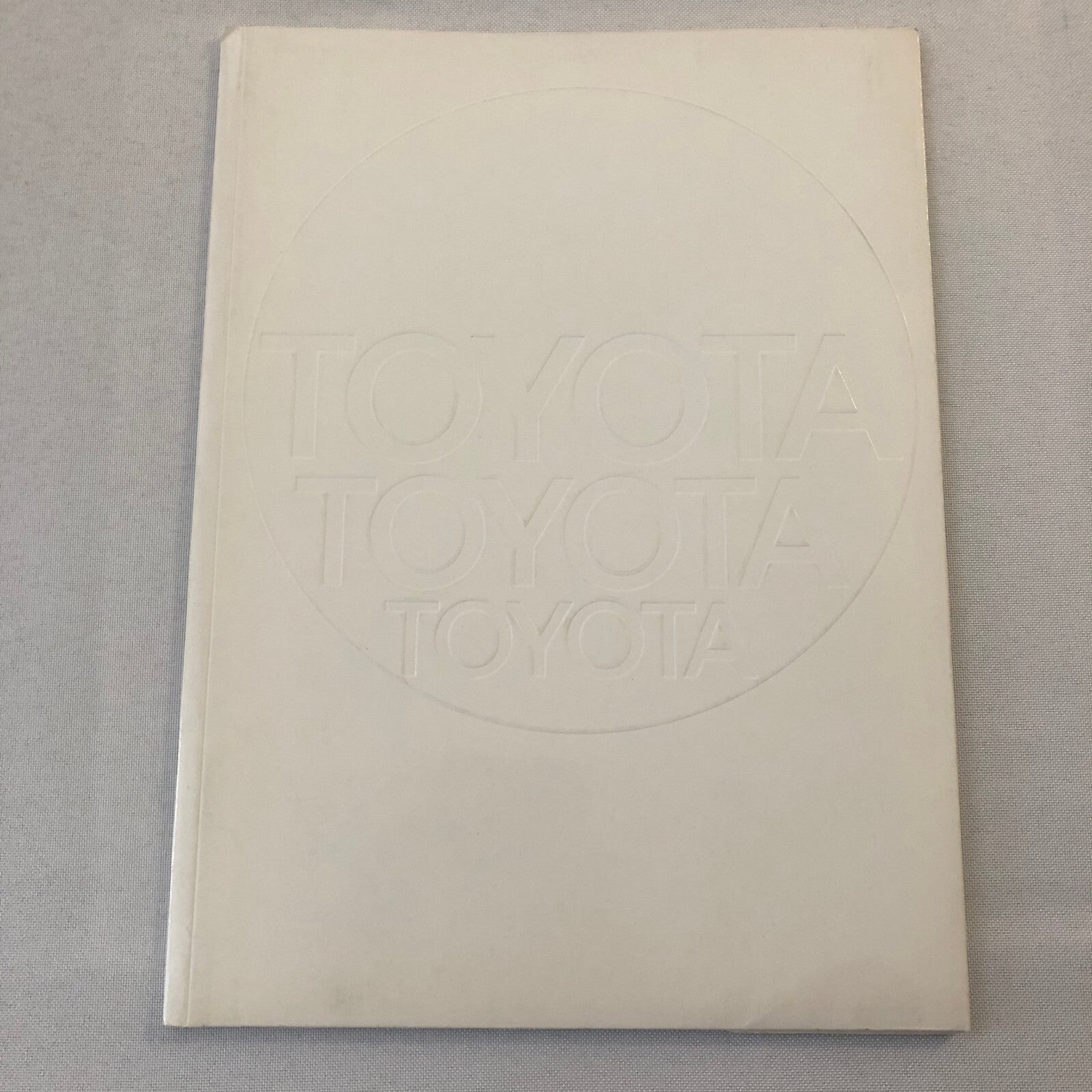 1989 Toyota Press Kit German Brochure Starlet Supra Carina Corolla Photos