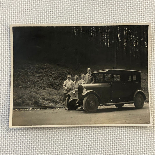 Vintage Photo Photograph People with Car Automobile People  - Tag AL22SM2