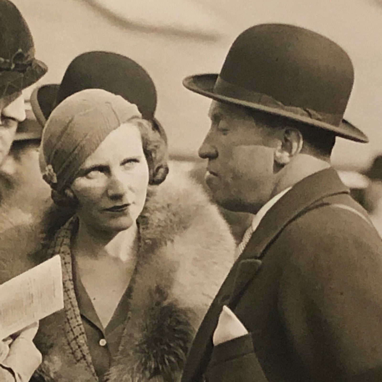 Press Photo Photograph Lincolnshire Horse Racing Spectators in Paddock 1933
