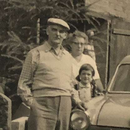 Vintage Photo Photograph Family with Classic Car - Tag AL22SM2