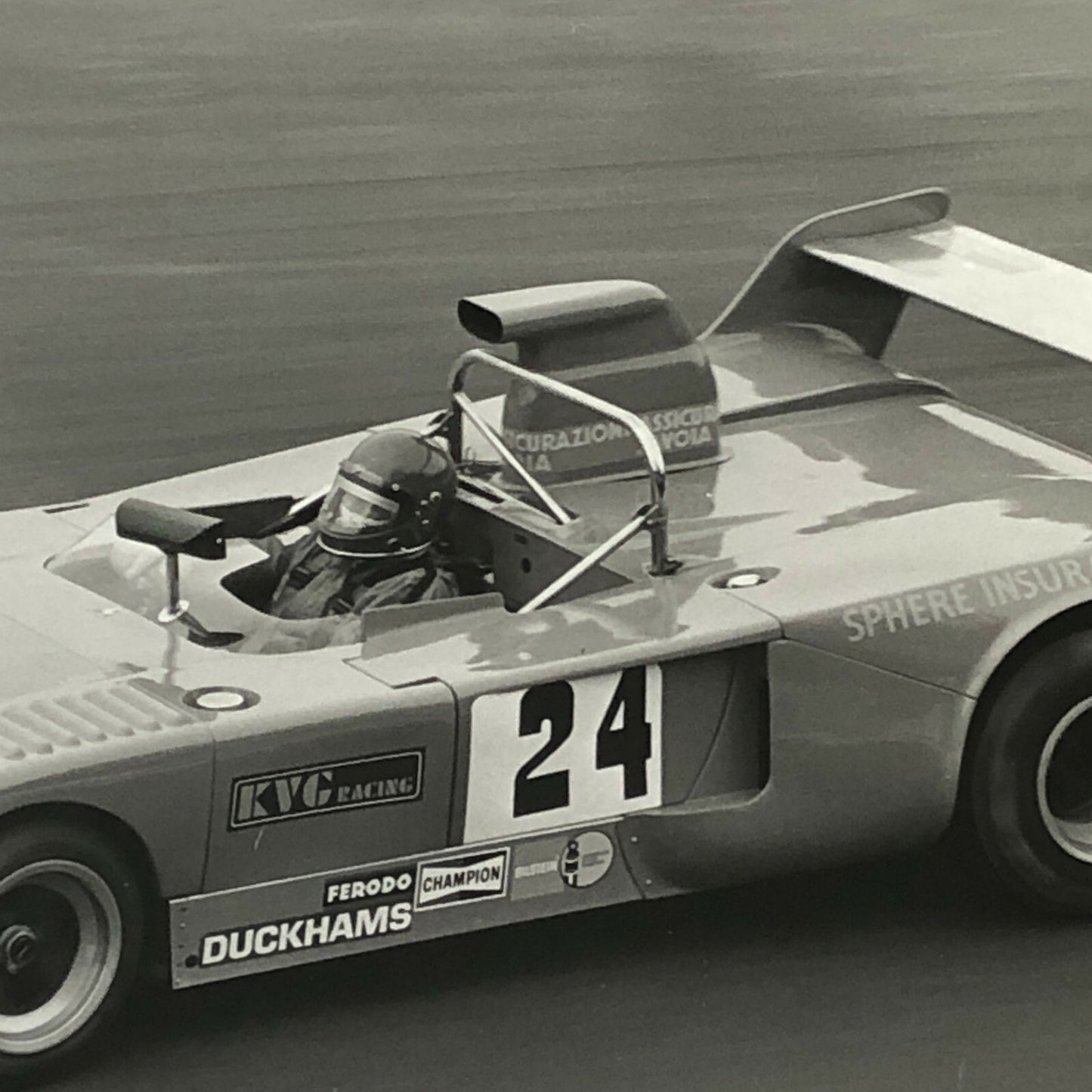 Vintage Racing Photo Photograph 1975 1000 KM de Mugello Chevron B31 Hart Ford 