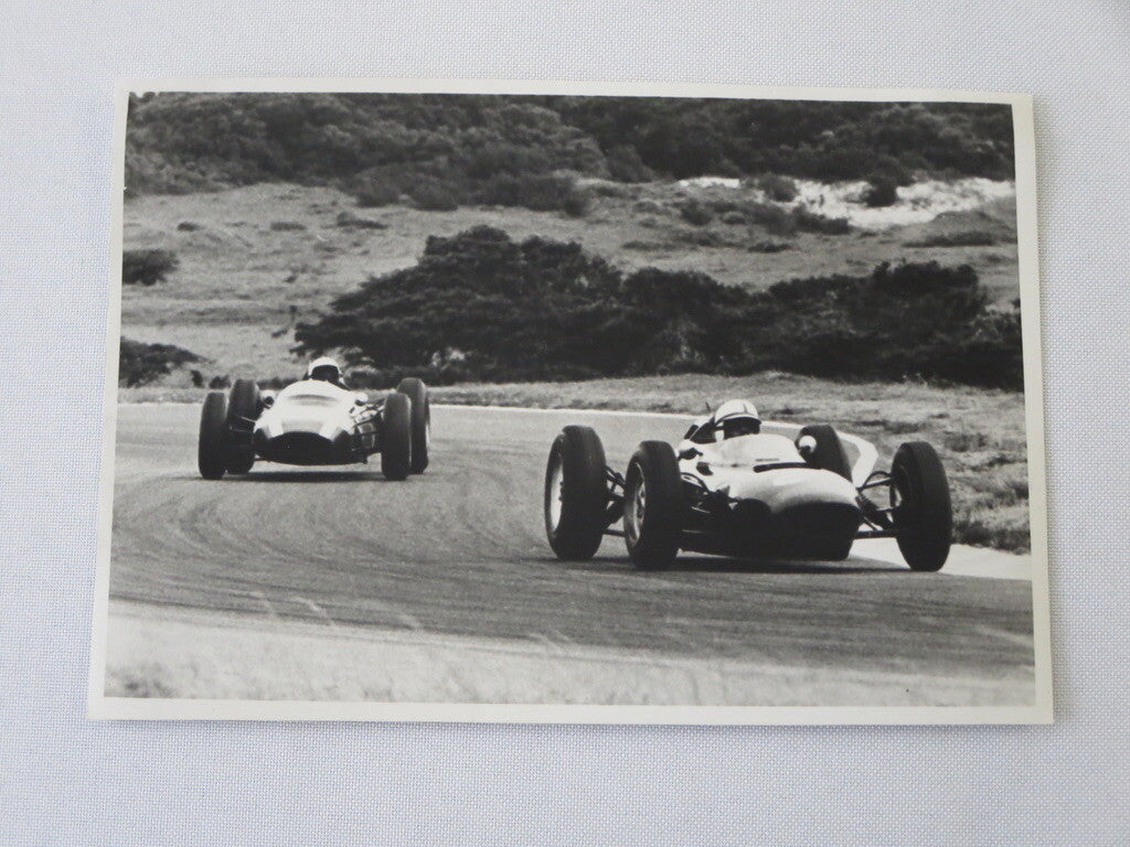 Vintage Racing Photo Photograph John Surtees Bruce McLaren 1962 South Africa 