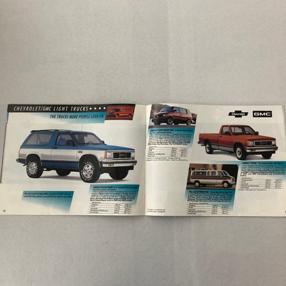 1990 General Motors GM Sales Brochure Catalog Pontiac Chevrolet GMC Cadillac +