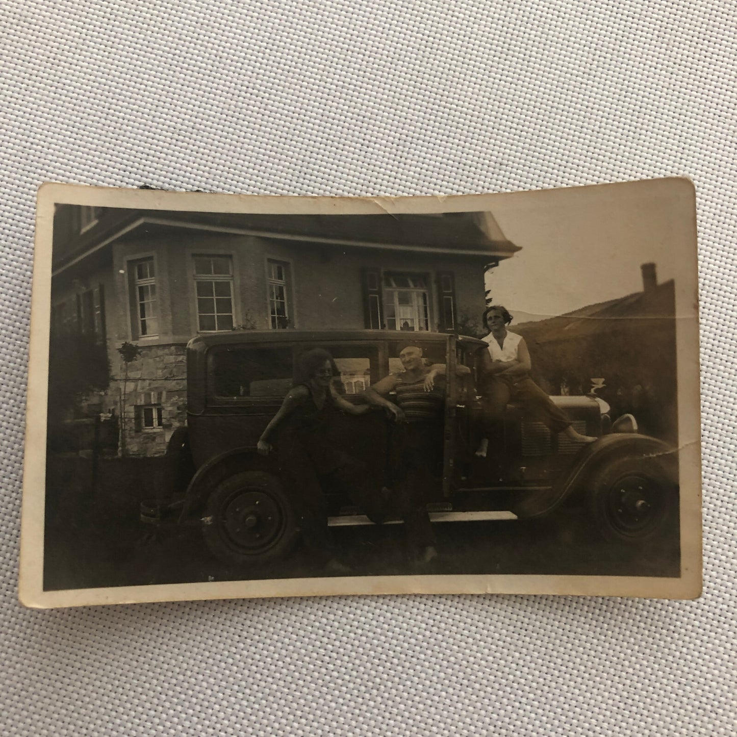 Vintage Photo Photograph Lot People with Anique Car Automobile AL22SM1