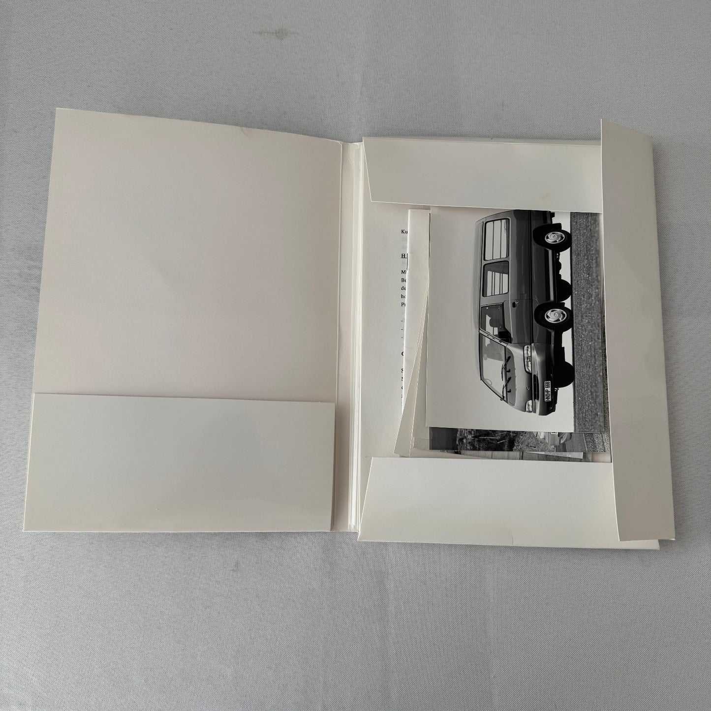 1996 Hyundai Car Press Kit S-Coupe S Coupe Sonata Lantra Accent H100 GERMAN