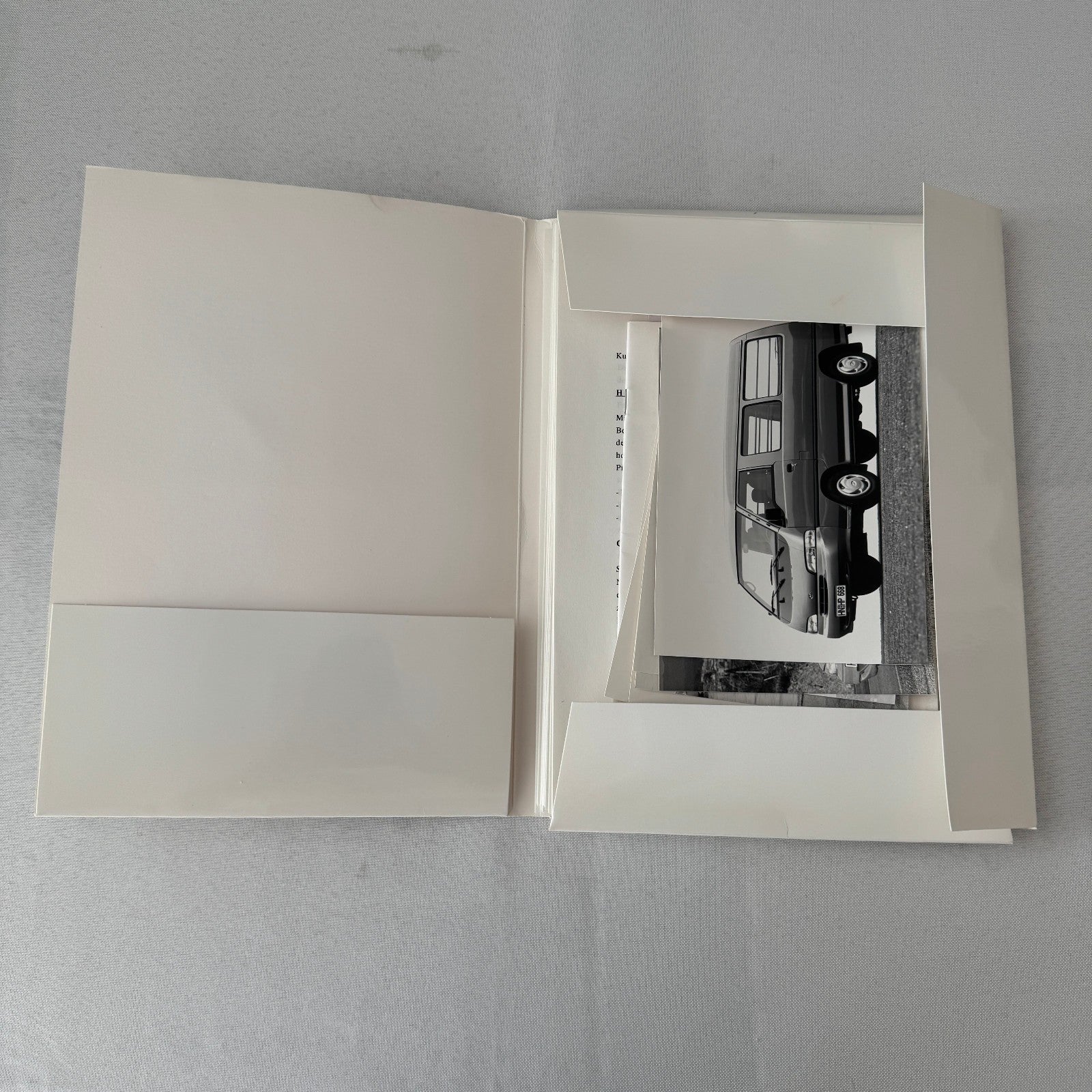 1996 Hyundai Car Press Kit S-Coupe S Coupe Sonata Lantra Accent H100 GERMAN