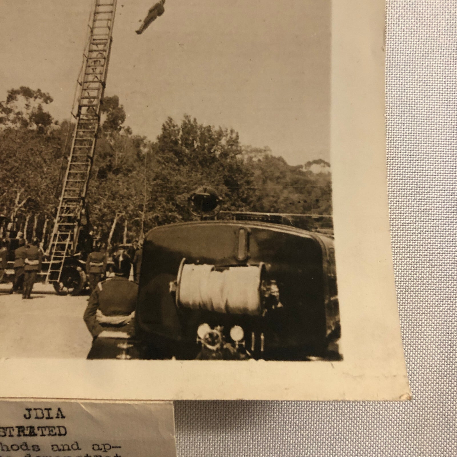 Press Photo Photograph Vintage Firefighting Firefighter Fire Fighter Underwood