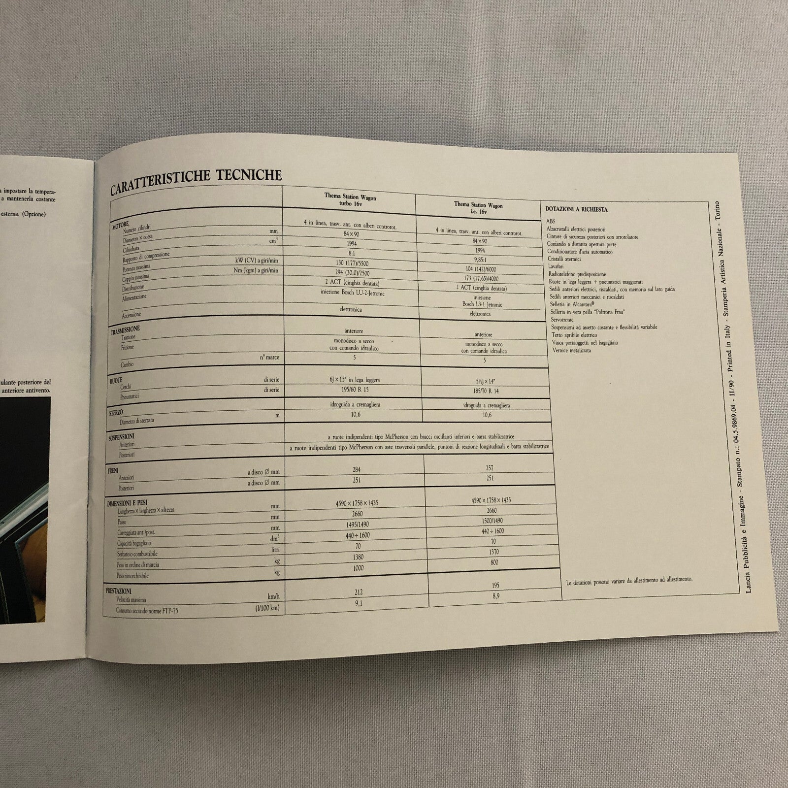 Lancia Thema Station Wagon Car Sales Brochure Catalog ITALIAN Text Turbo 16V