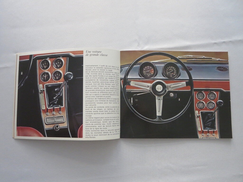Vintage Alfa Romeo 1750 Sedan Sales Brochure Catalog - FRENCH TEXT 