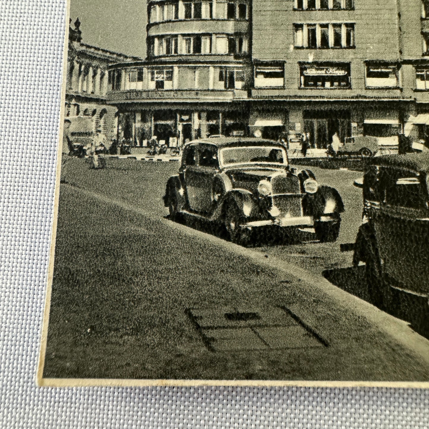 Vintage German Postcard Post Card Essen Deutschlandhaus Building Car Automobile