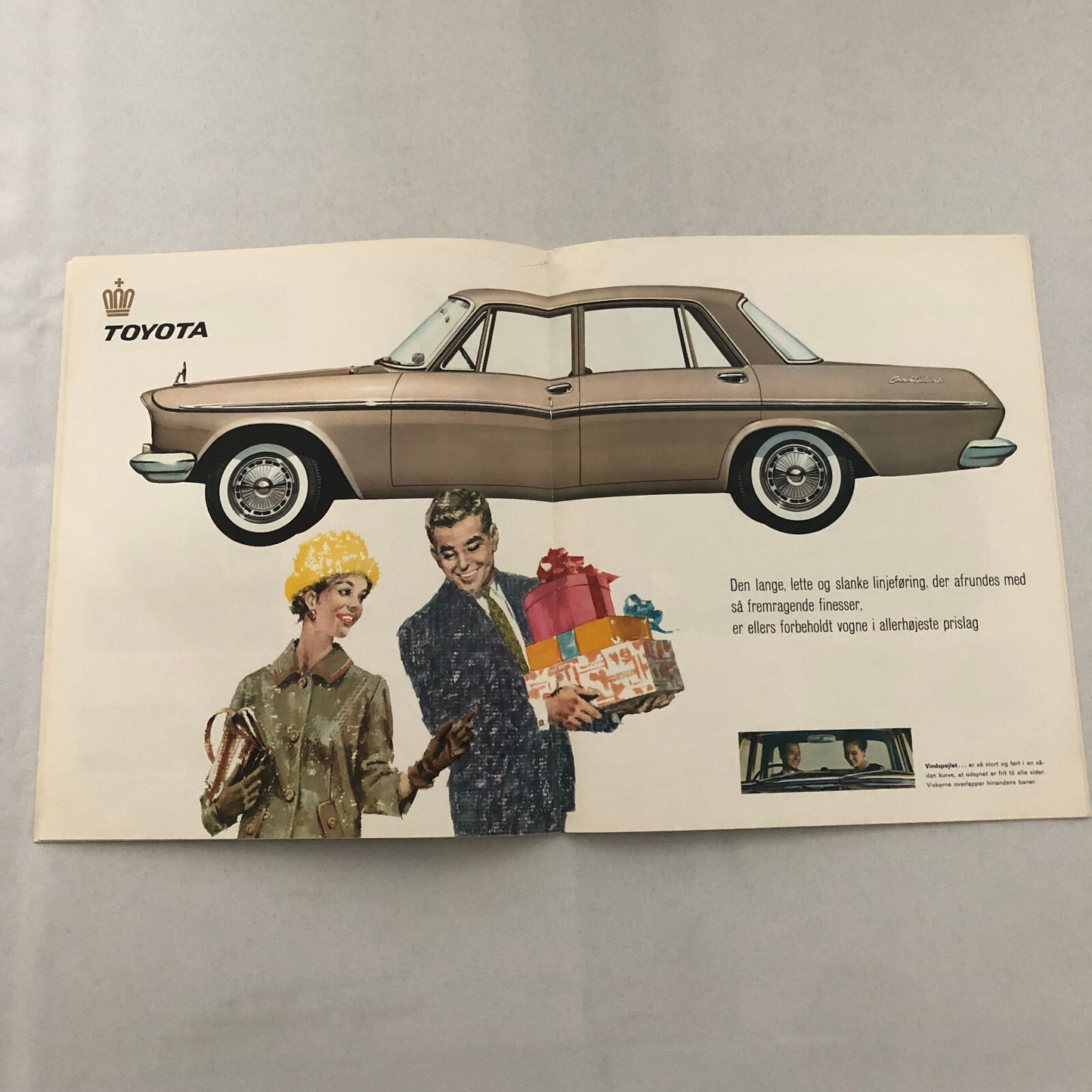 Vintage Toyota Crown Deluxe Car Sales Brochure Catalog DANISH TEXT