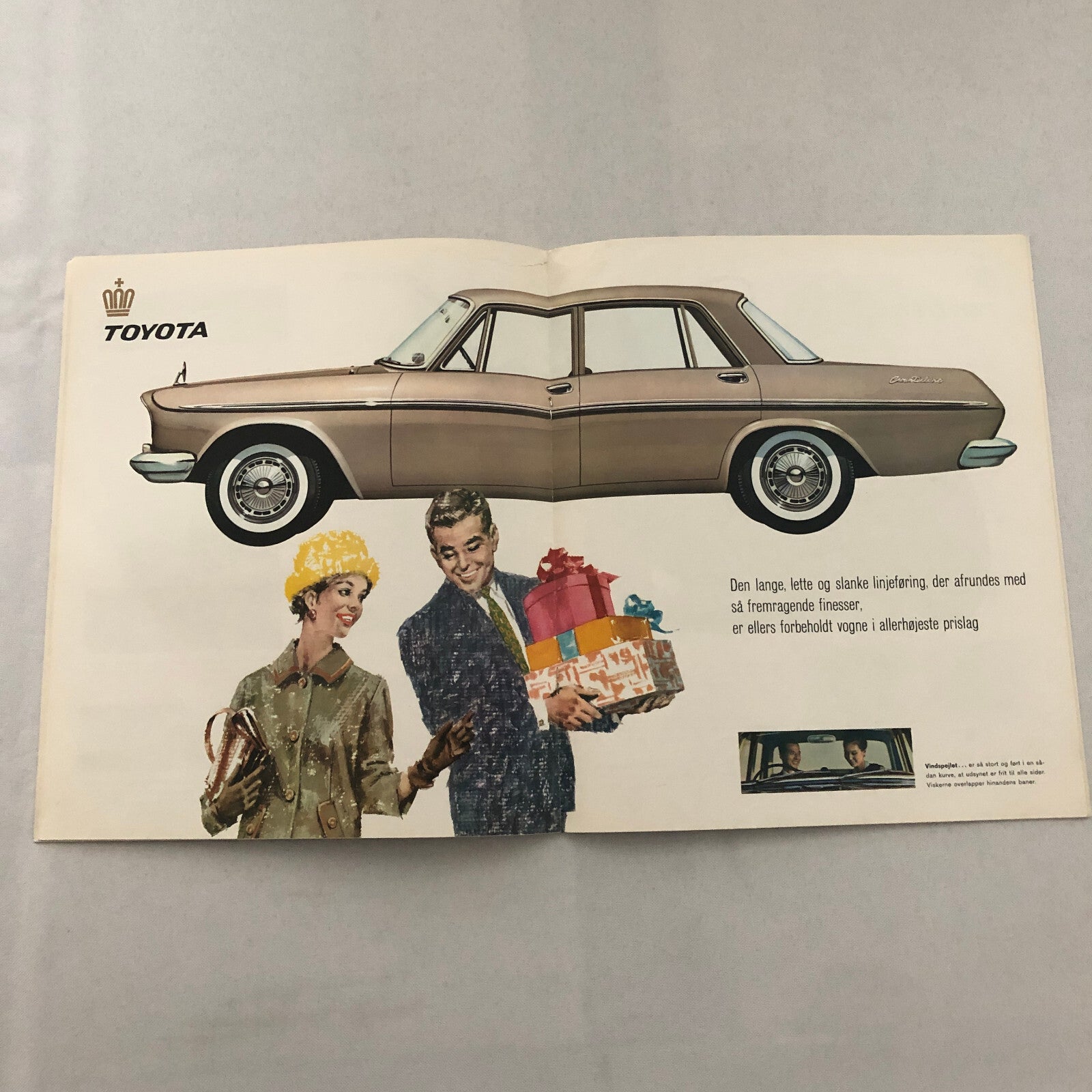 Vintage Toyota Crown Deluxe Car Sales Brochure Catalog DANISH TEXT