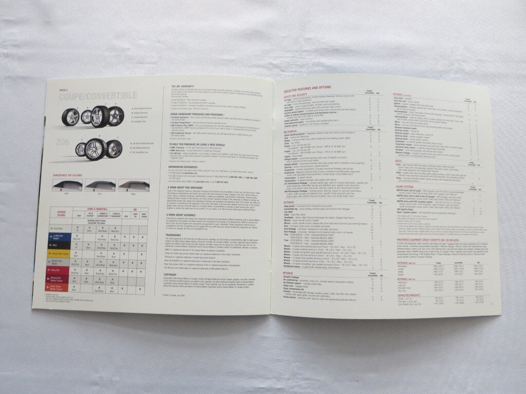 2007 Chevrolet Corvette Brochure Catalog Coupe Convertible Z06