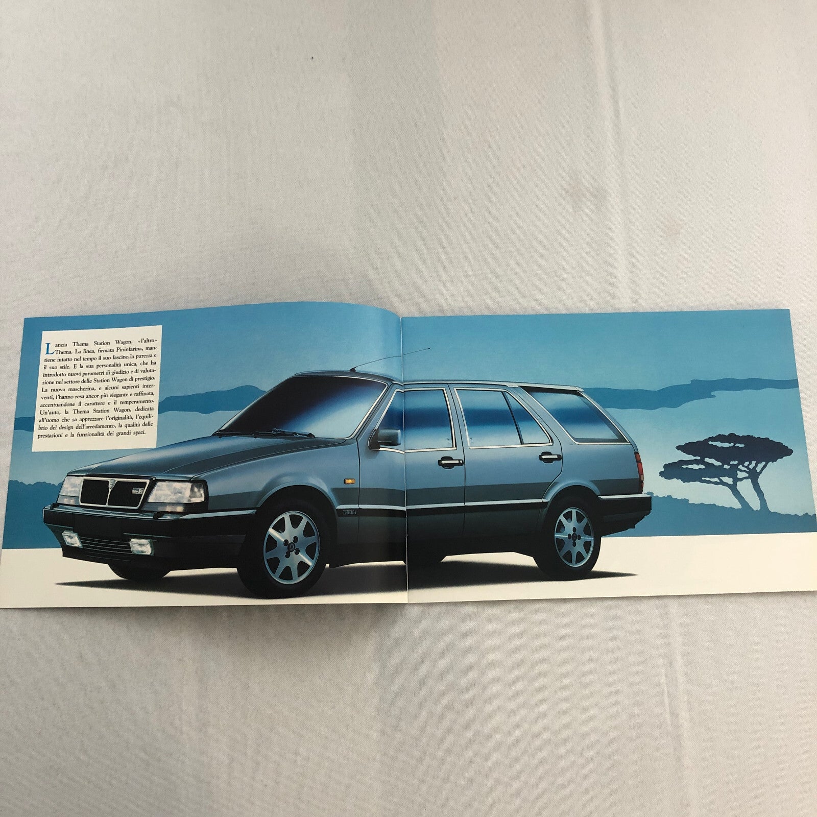 Lancia Thema Station Wagon Car Sales Brochure Catalog ITALIAN Text Turbo 16V