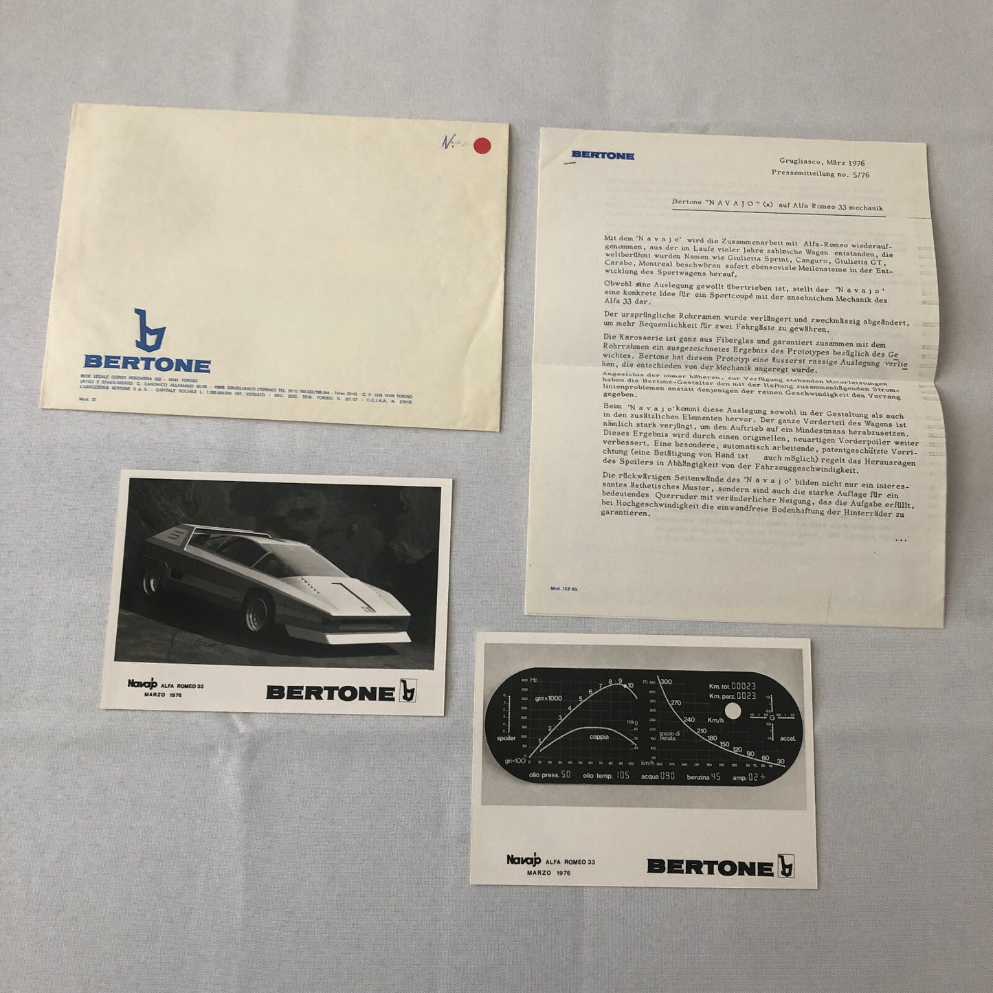 1976 Bertone Alfa Romeo 33 Navajo Concept Car Prototype Press Kit with Photos