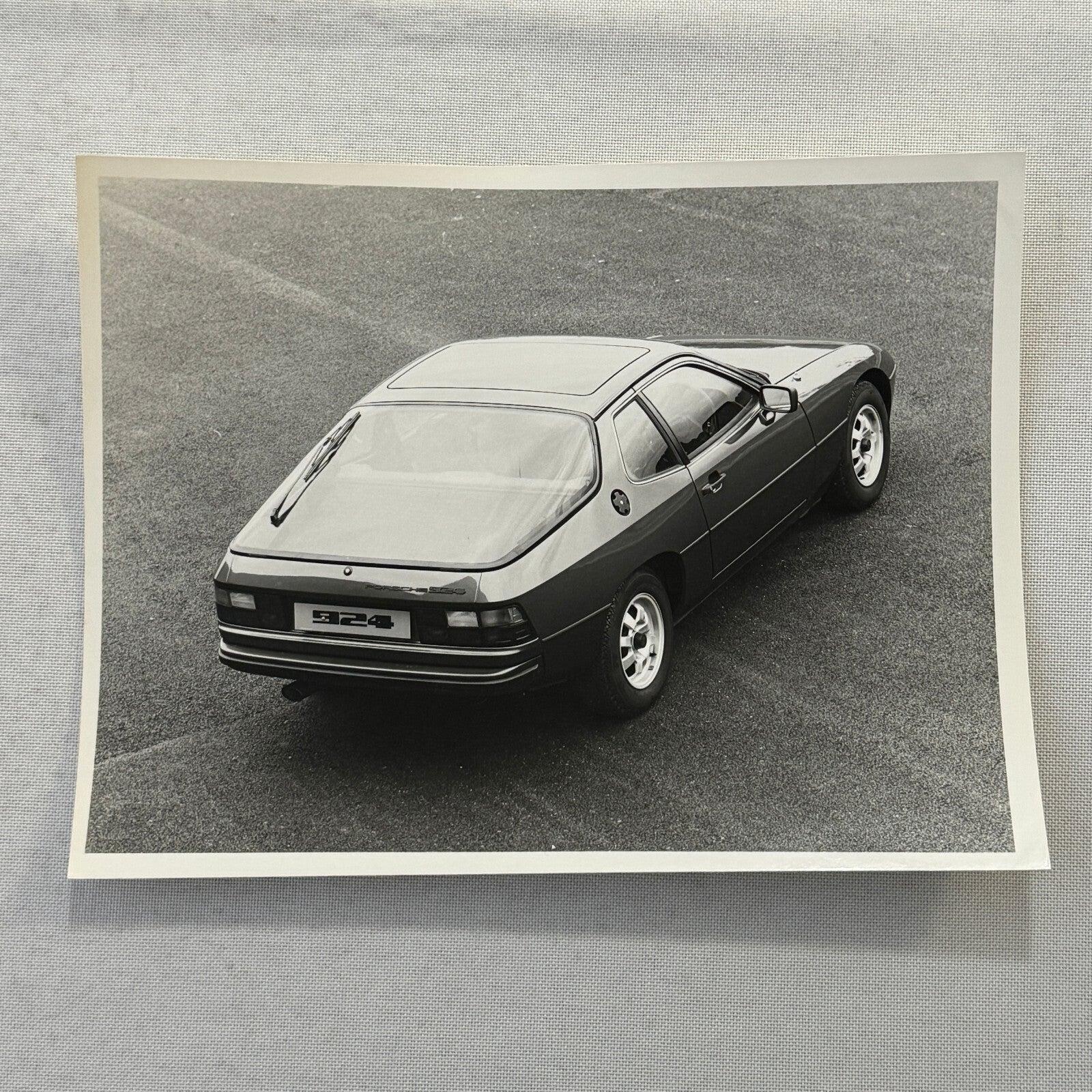 Porsche 924 Car Factory Press Photo Photograph Vintage 1978