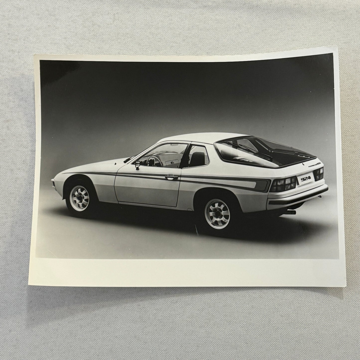 Porsche 924 Car Factory Press Photo Photograph Vintage 1977