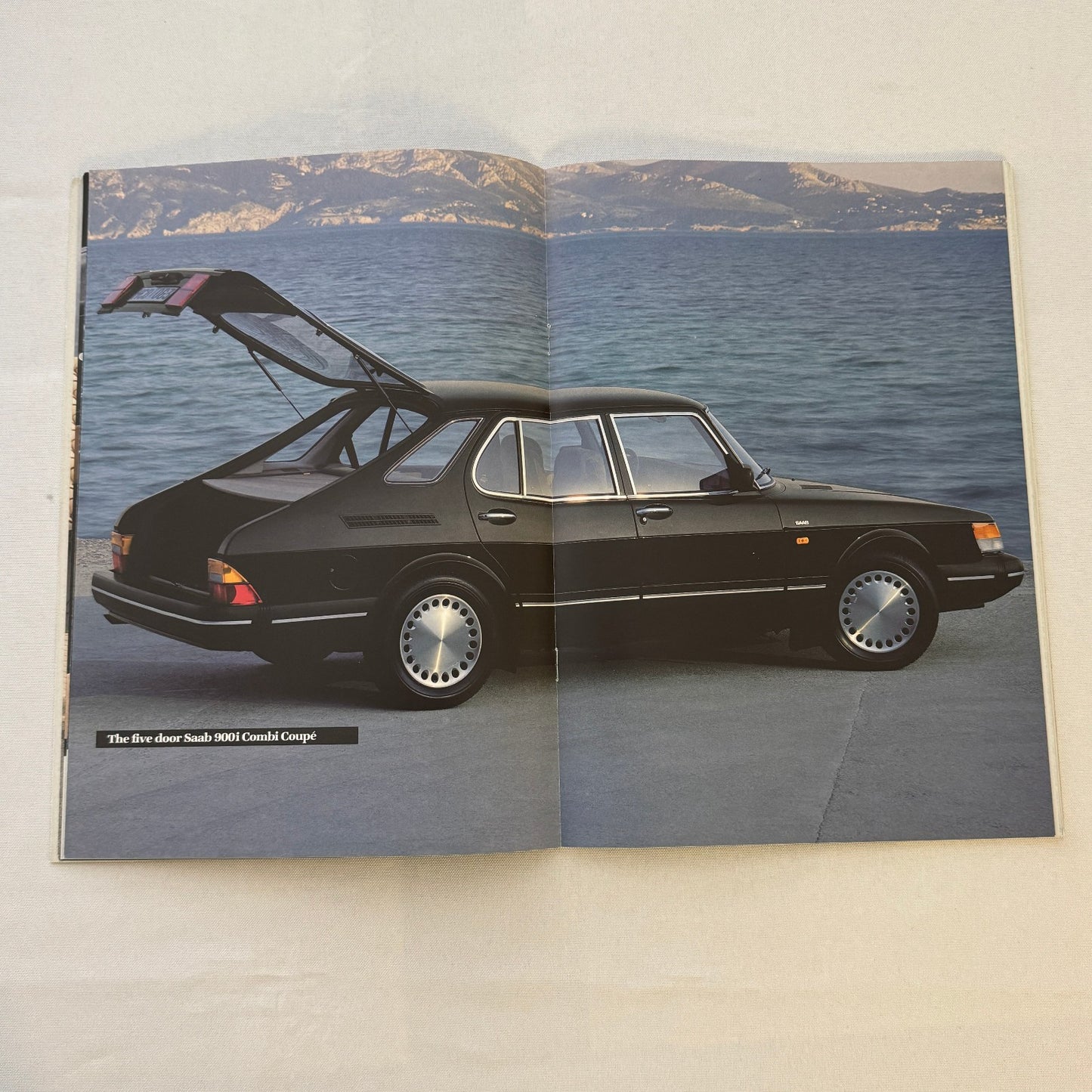 Vintage Saab 900 900i Car Sales Brochure Catalog Saab 1986 1987
