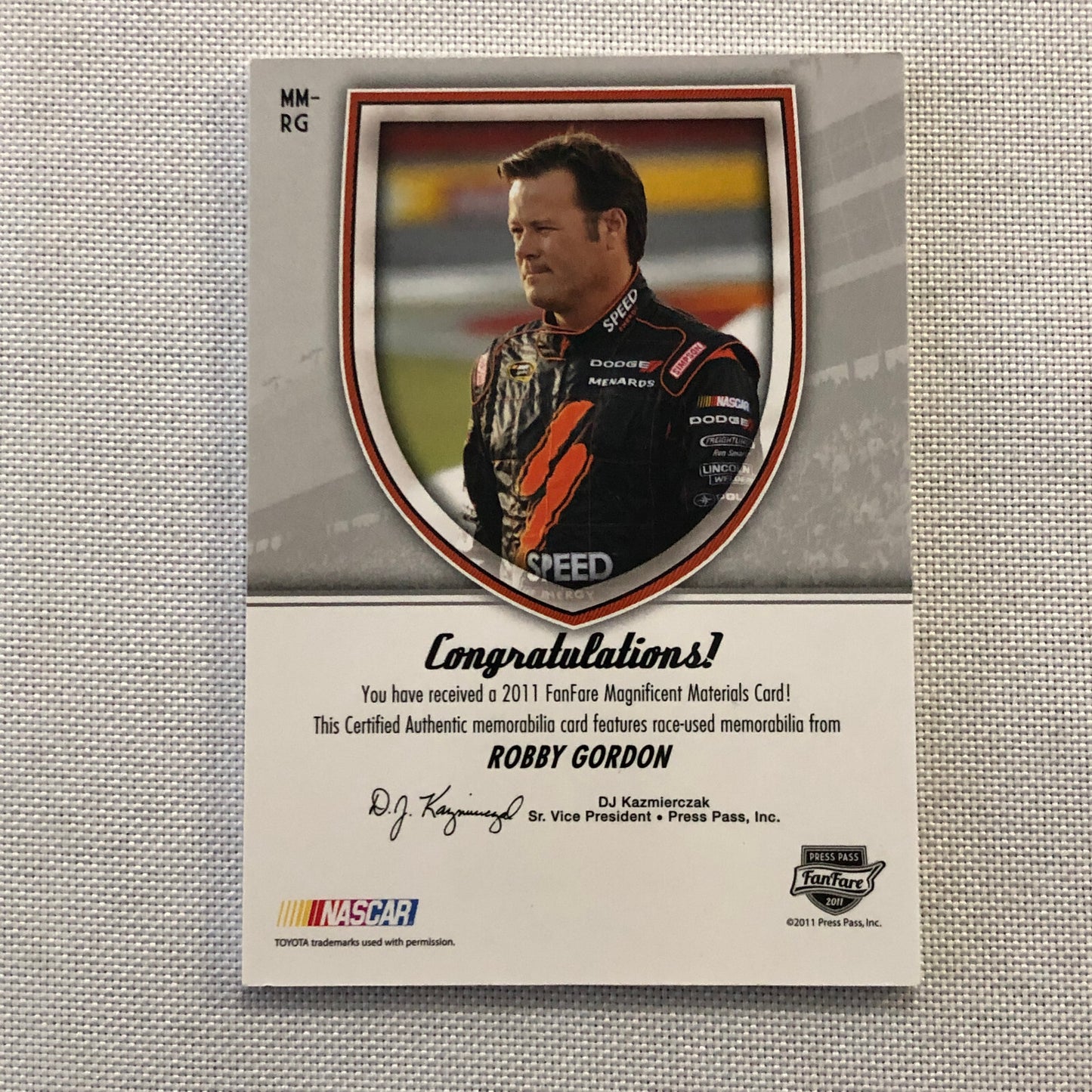 2011 Press Pass Fanfare Robby Gordon Race Used Glove Relic Card NASCAR /199