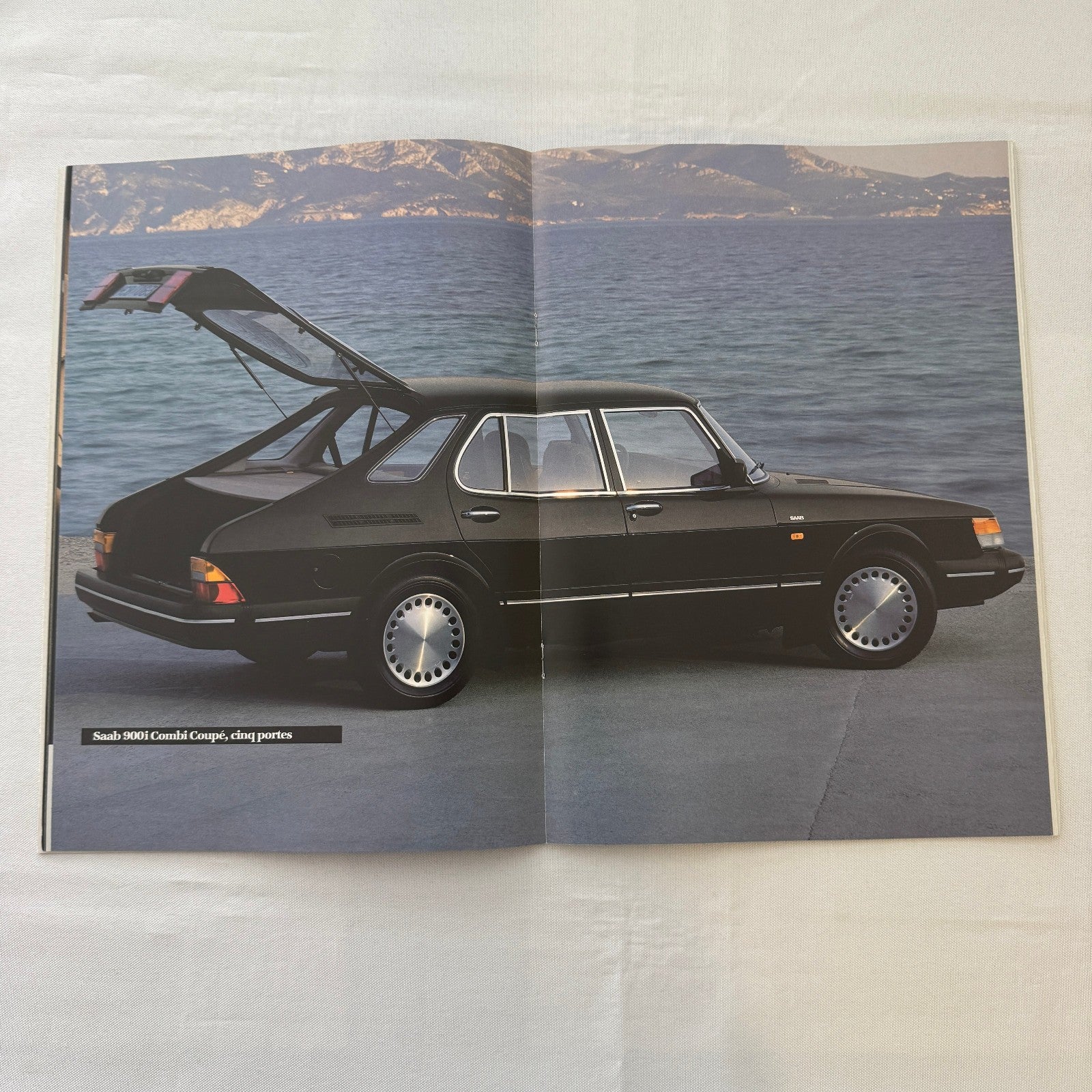 1987 Saab 900i Car Sales Brochure Catalog Vintage Saab 900 FRENCH European