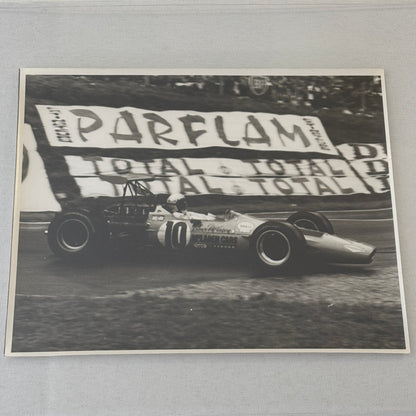 Vintage Racing Photo Bruce McLaren M7A 1968 French Grand Prix Race Motorsport