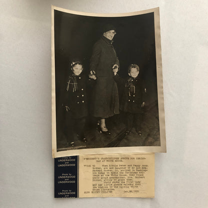 Press Photo Photograph President Herbert Hoover Grand Children Christmas