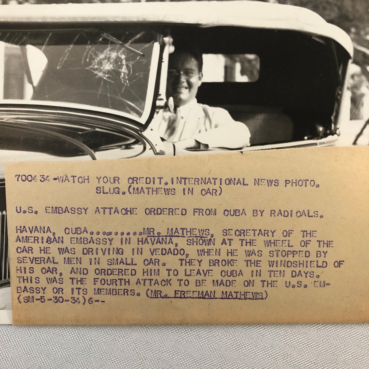 Press Photo Photograph American Ambassador Attacked in Cuba Havana Car