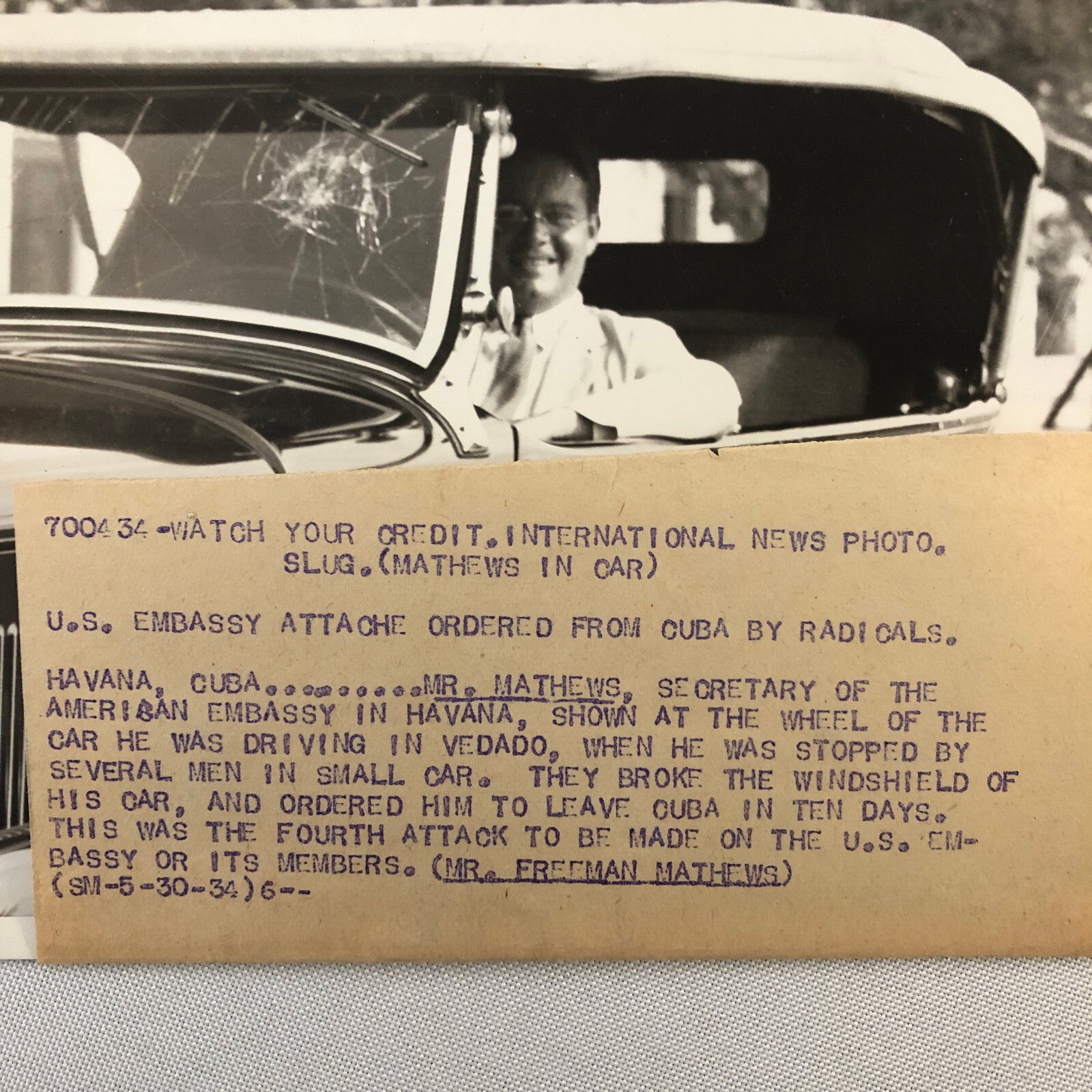 Press Photo Photograph American Ambassador Attacked in Cuba Havana Car