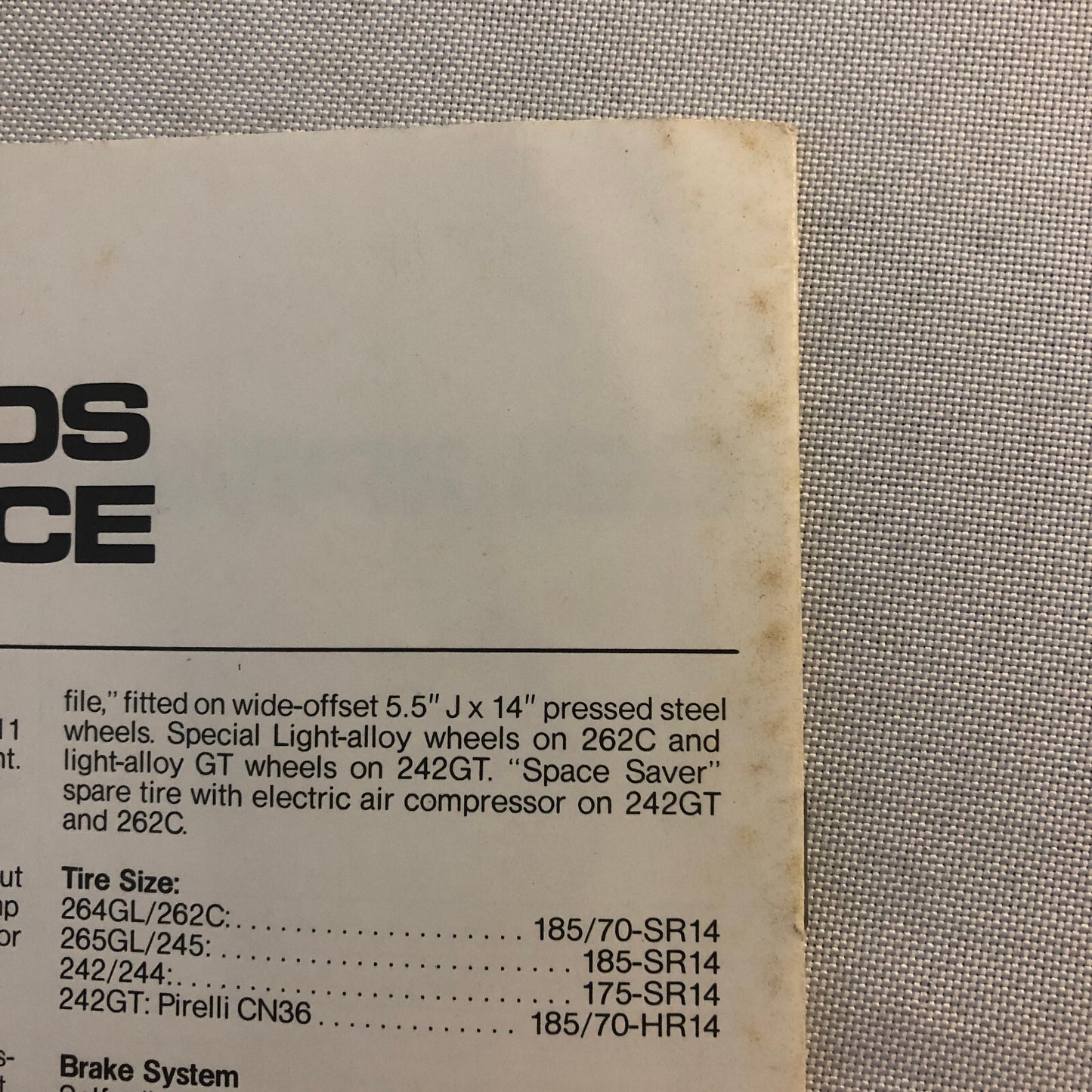 1979 Volvo 240 and 260 Series Sales Brochure Catalog Sedan Station Wagon