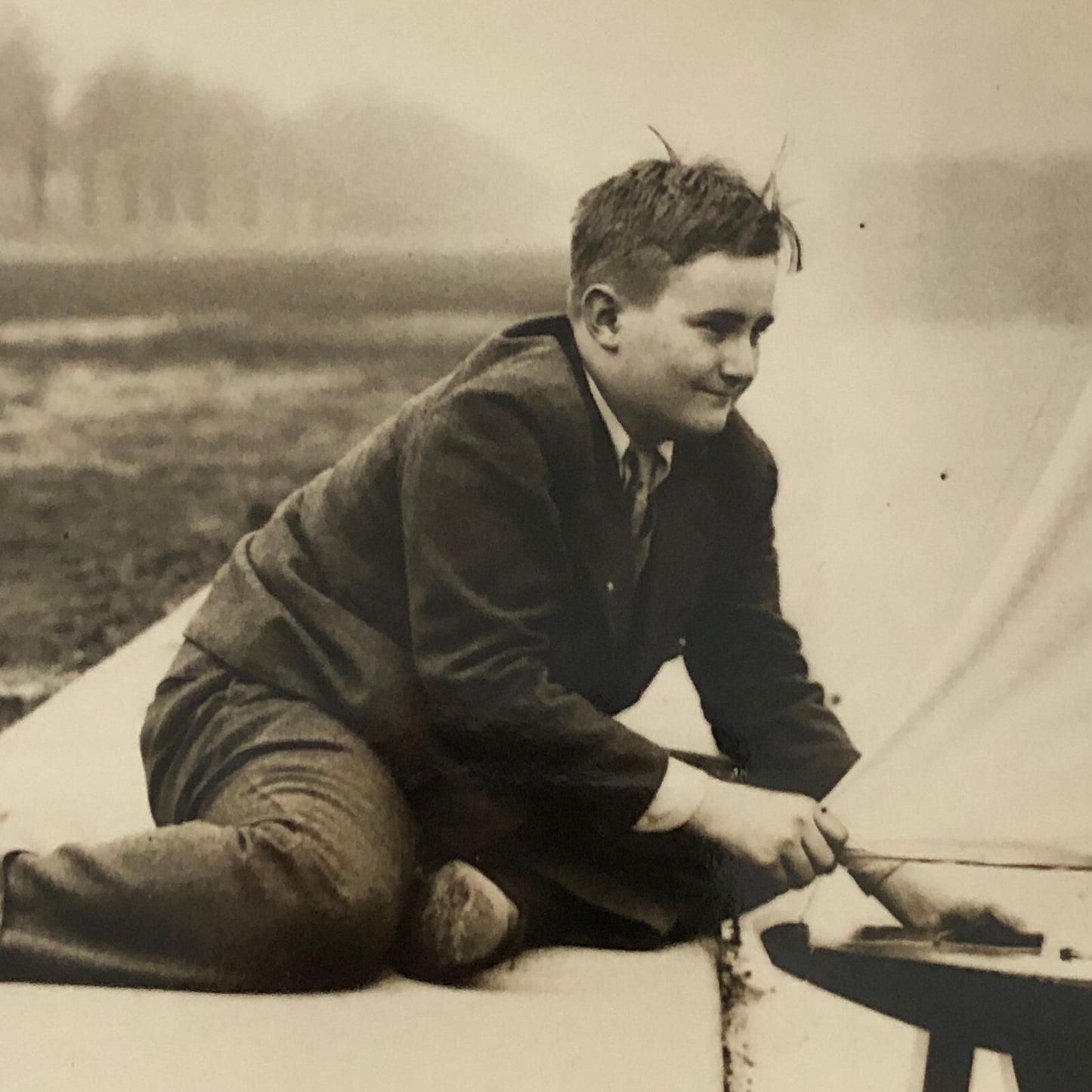 Press Photo Photograph Child with Toy Boat Lincoln Memorial Reflecting Pool 1932