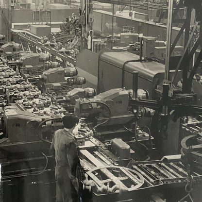 Vintage Renault Factory Building Press Photo Photograph Print Machines Worker +