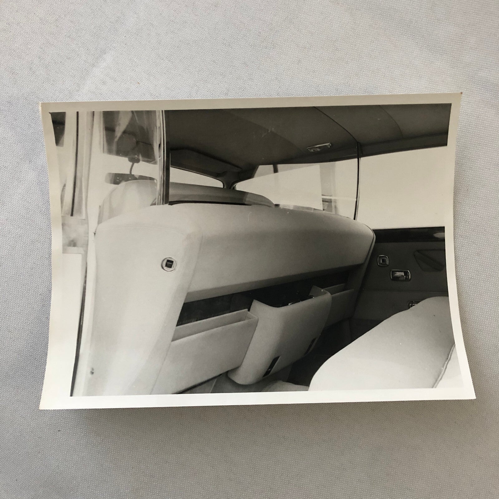 Rolls Royce Bentley Press Kit Photos Silver Shadow Long Wheelbase 1969 1970