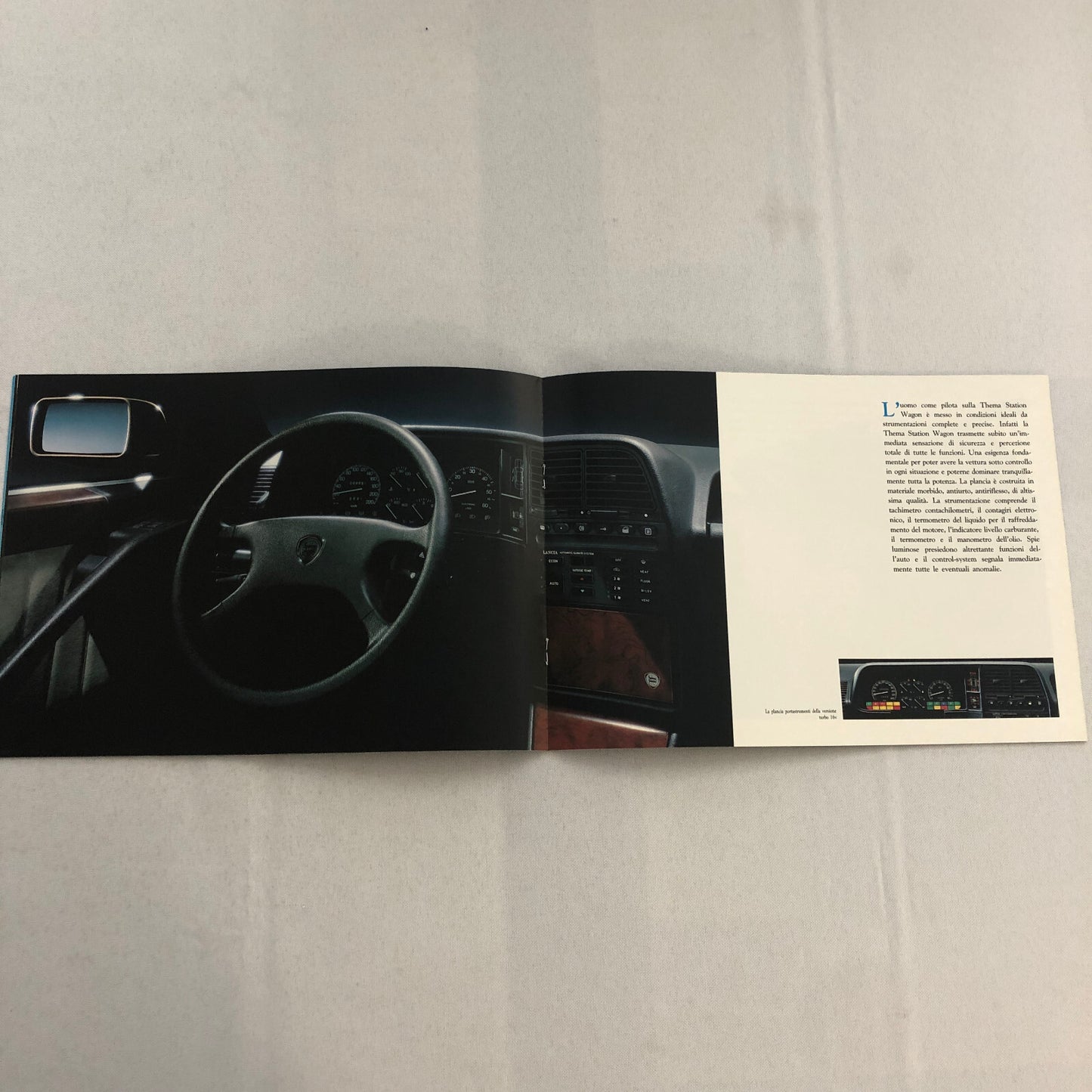 Lancia Thema Station Wagon Car Sales Brochure Catalog ITALIAN Text Turbo 16V