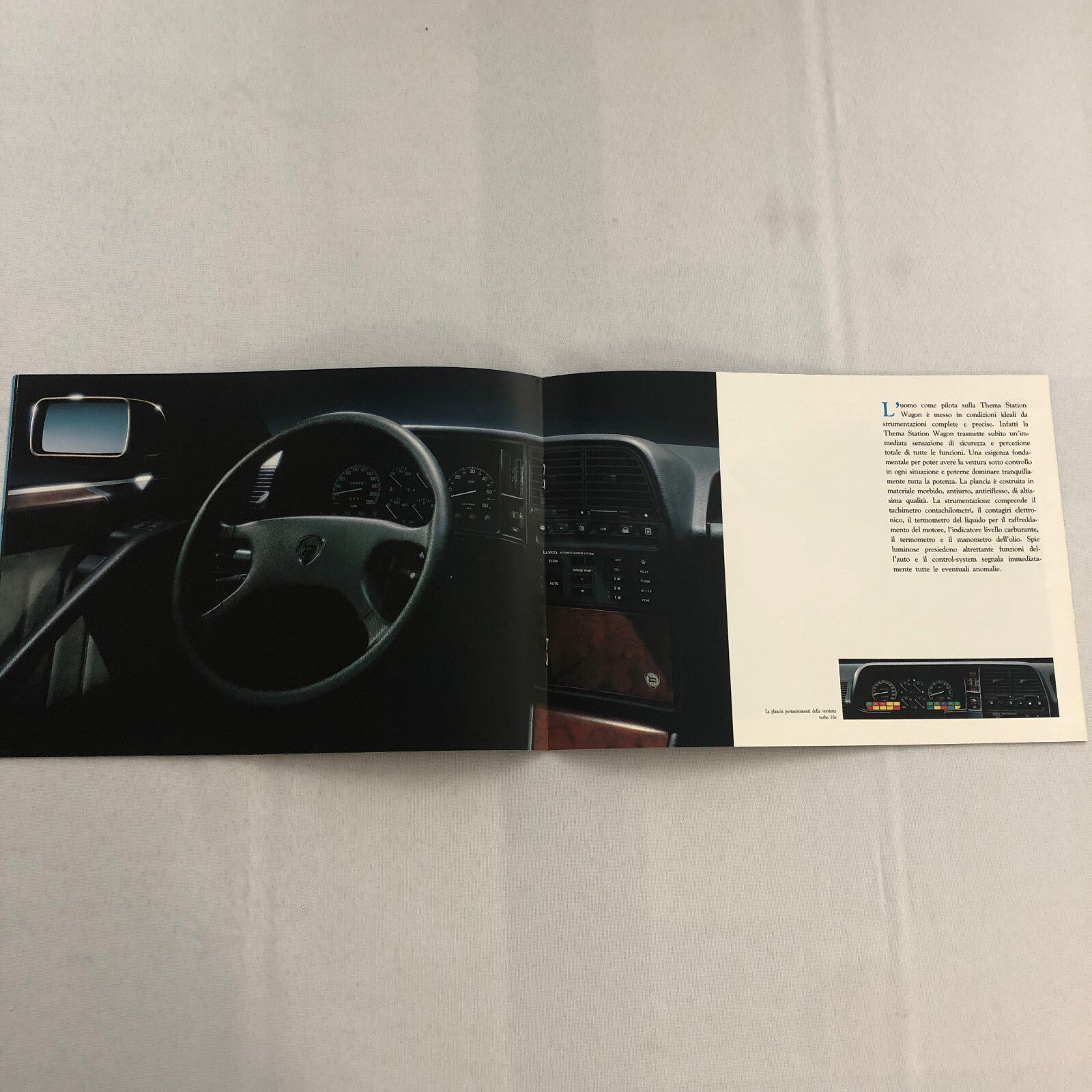 Lancia Thema Station Wagon Car Sales Brochure Catalog ITALIAN Text Turbo 16V
