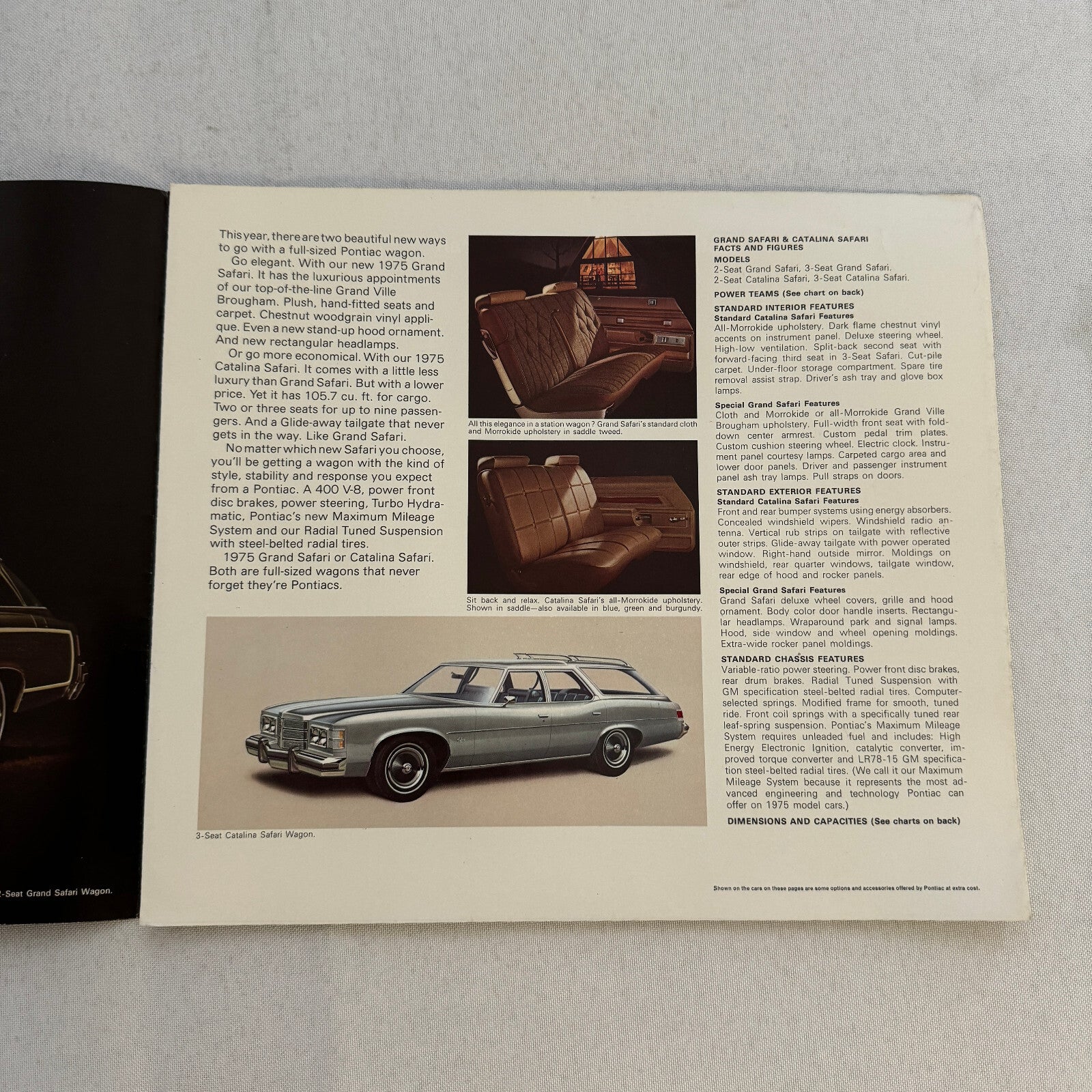 1975 Pontiac Safari Station Wagon Sales Brochure Catalina Grand LeMans Astre