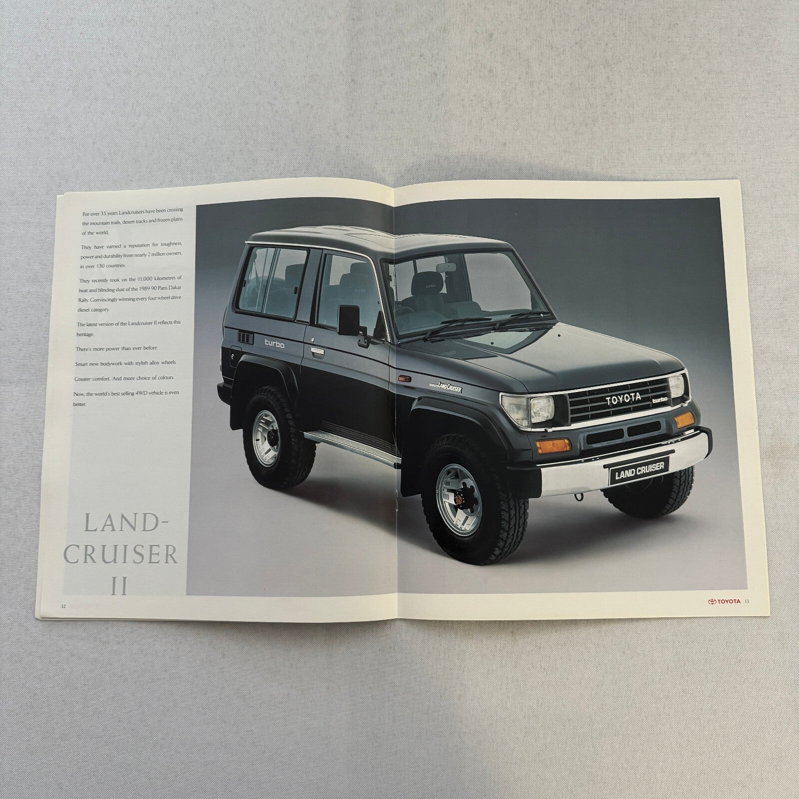 1990 Toyota Corolla 4WD Estate Previa Van Landcruiser Sales Brochure Catalog UK