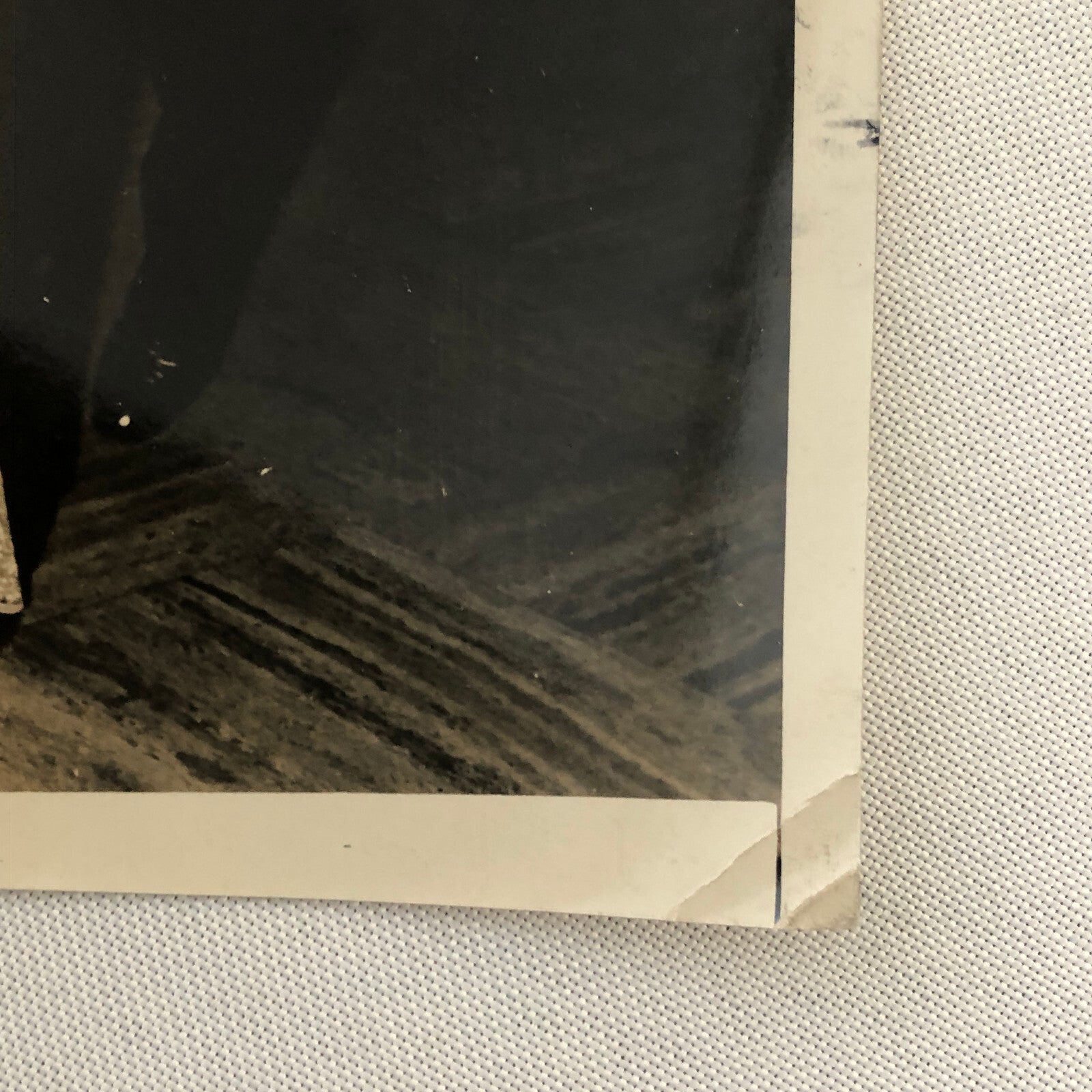 Press Photo Photograph Couple in Masks Masquerade Party Underwood Photo
