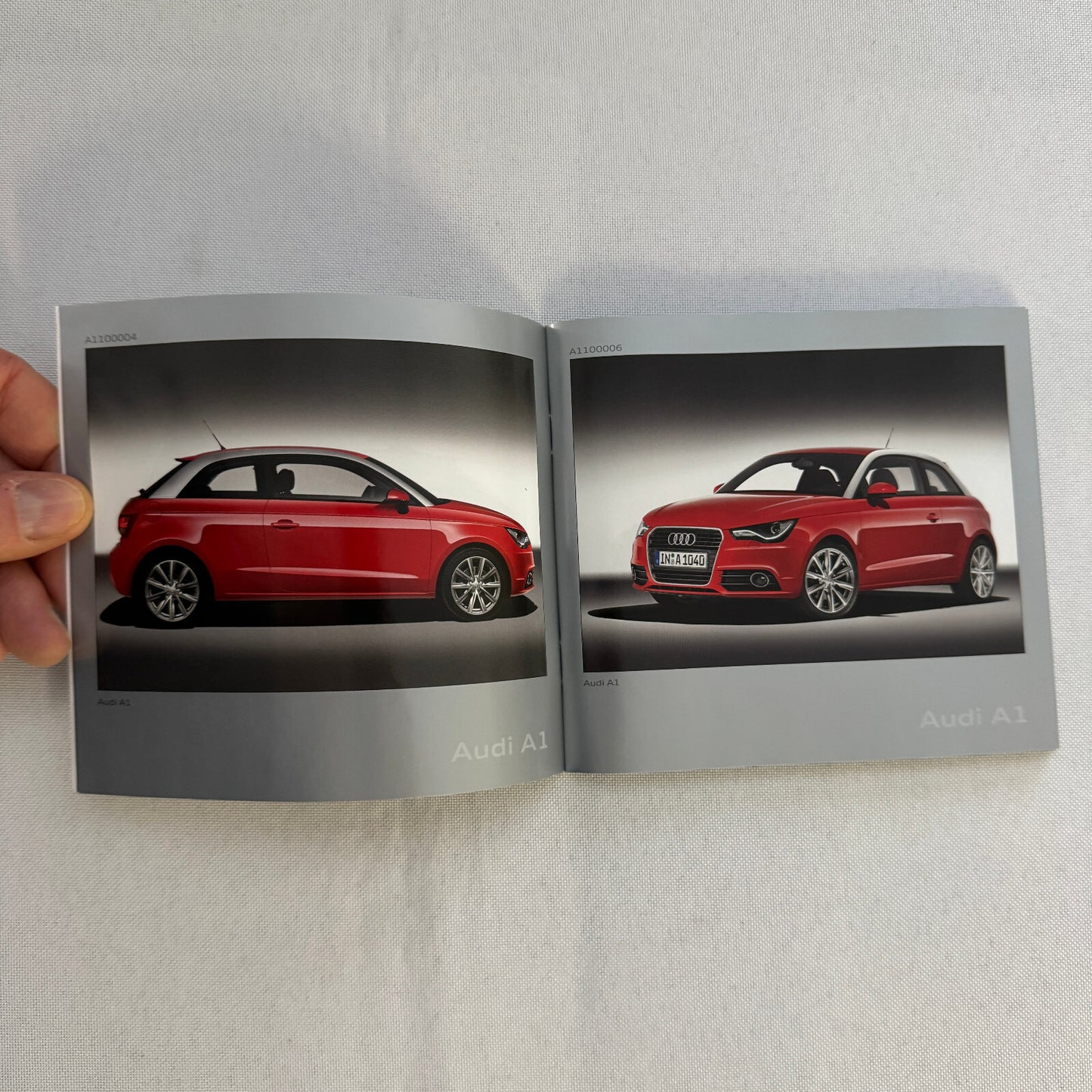 Audi A1 Press Kit Media Brochure Photo CD GERMAN Text