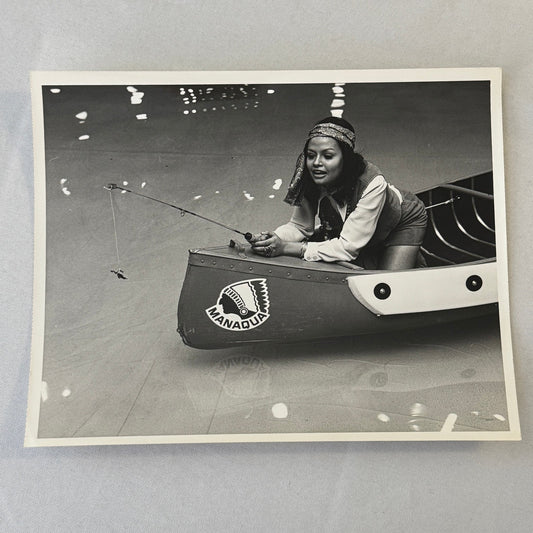 Vintage Manaqua Canoe Boat Advertising Photo with Model