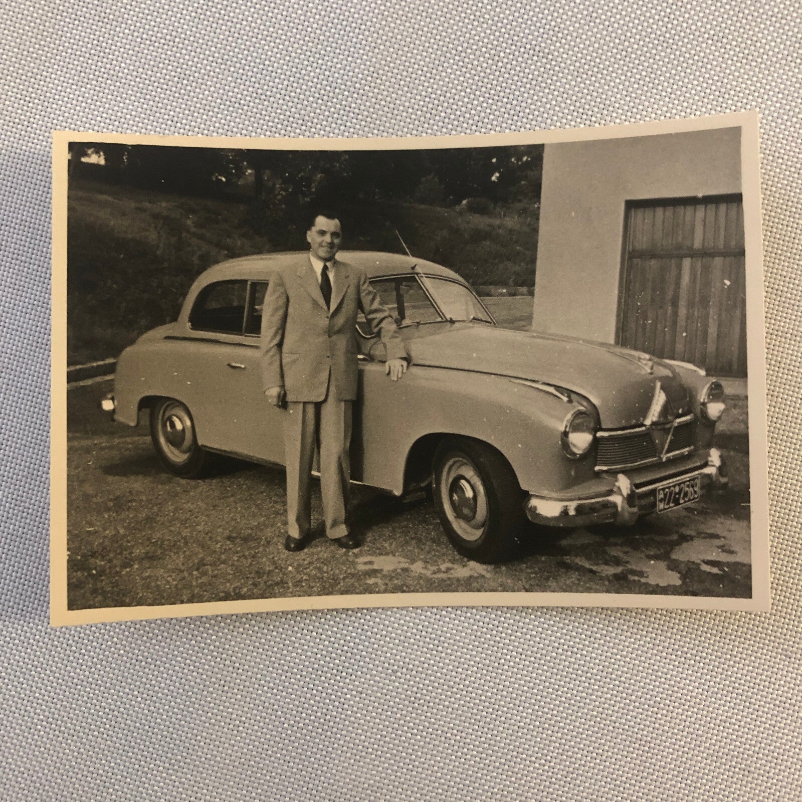 Vintage Photo Photograph Lot of 2 Man Woman Borgward Car ? Germany 1954 AL22SM1