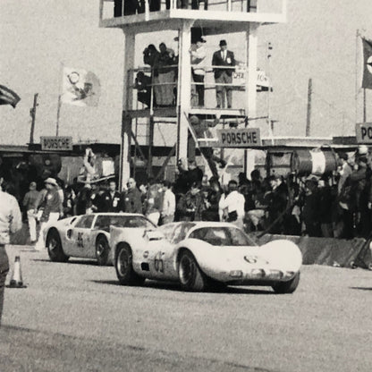 1966 Daytona Porsche Werkfoto Racing Factory Photo Photograph Ford GT + 