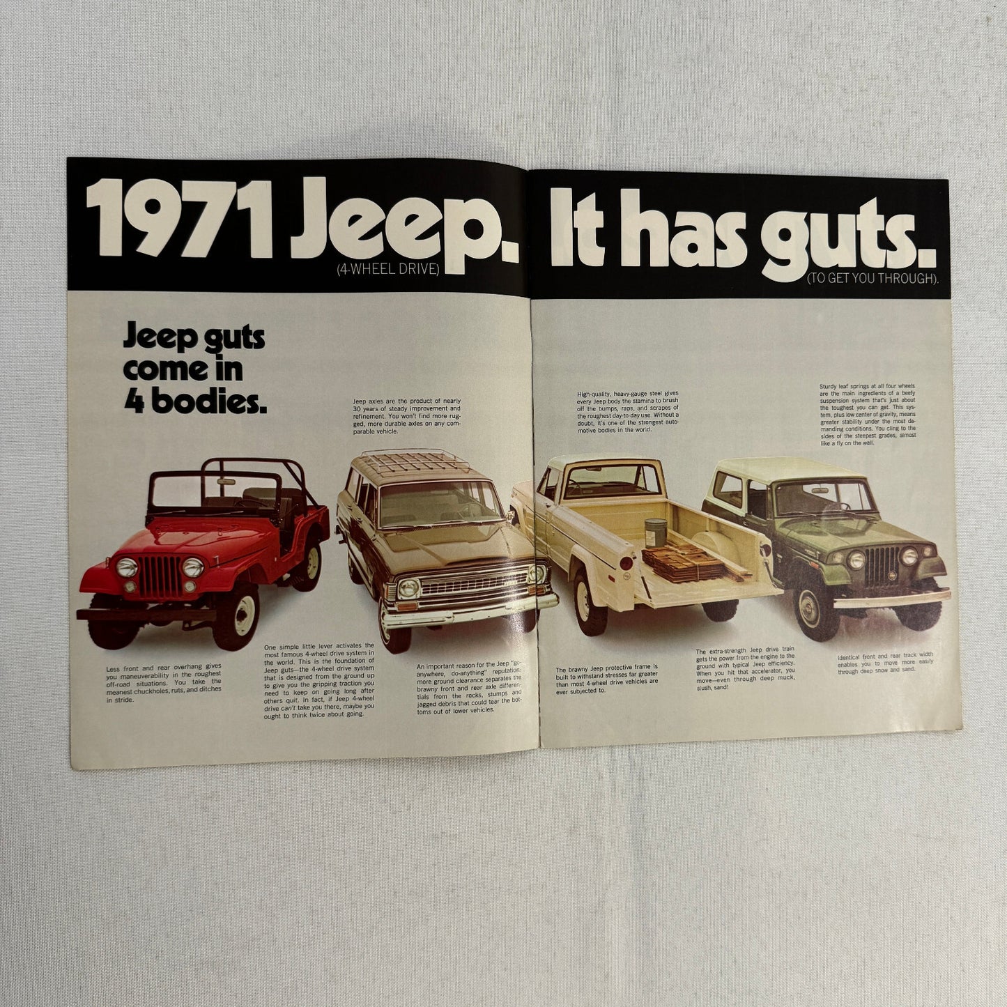 1971 Jeep Sales Brochure Catalog Universal Wagoneer Gladiator Jeepster Commando