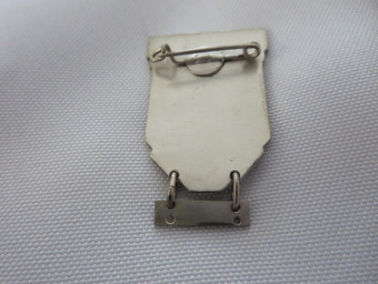 Vintage 1952 Bayeux Eindhoven Fakkel Rallye Car Rally Pin Badge with Date Bar